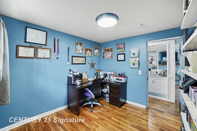 611 Sandow Road, Midland, MI 48640