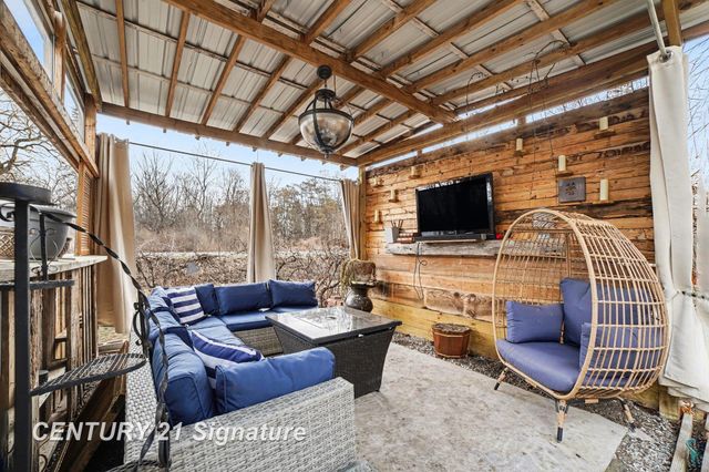 611 Sandow Road, Midland, MI 48640