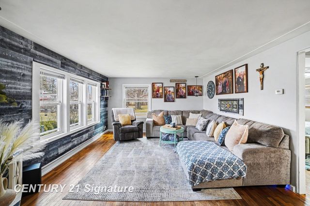 611 Sandow Road, Midland, MI 48640