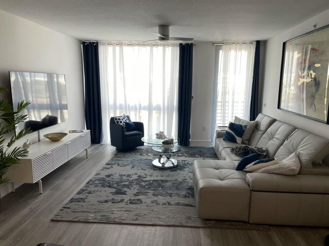 111 SE 1st Avenue 310, Delray Beach, FL 33444