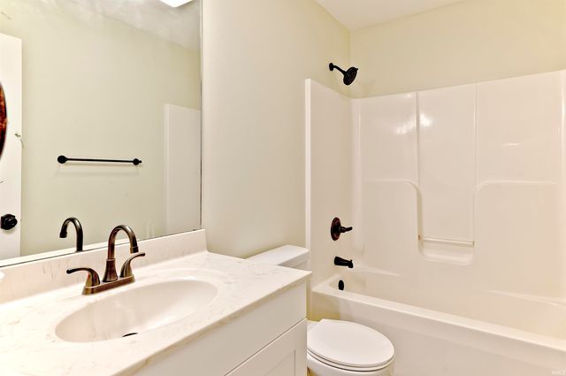 2784 N Andy Way, Bloomington, IN 47404
