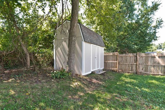 2784 N Andy Way, Bloomington, IN 47404
