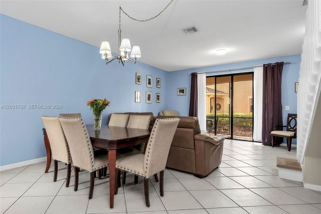 3892 Tree Top Drive, Weston, FL 33332