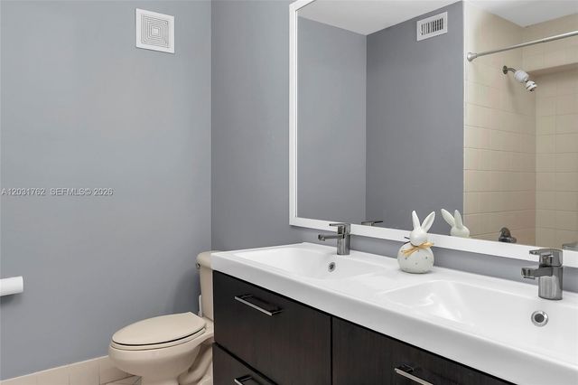 3892 Tree Top Drive, Weston, FL 33332