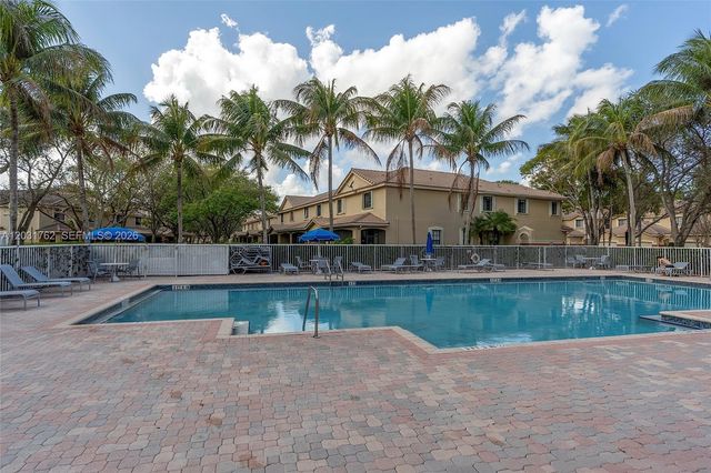 3892 Tree Top Drive, Weston, FL 33332