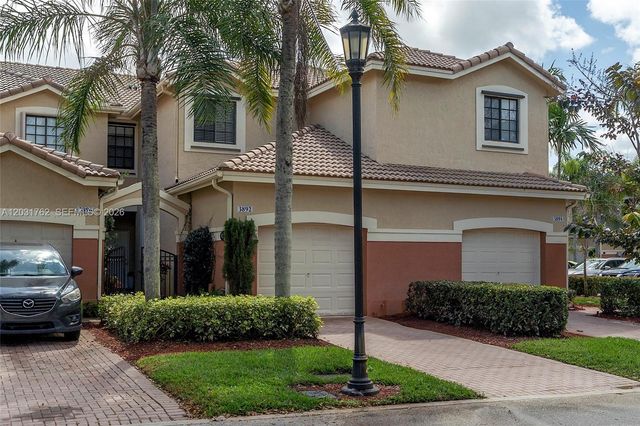 3892 Tree Top Drive, Weston, FL 33332