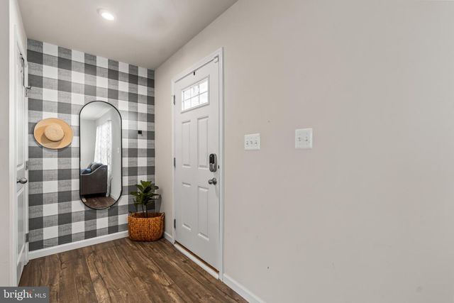 121 SWITCHGRASS CT, Bunker Hill, WV 25413