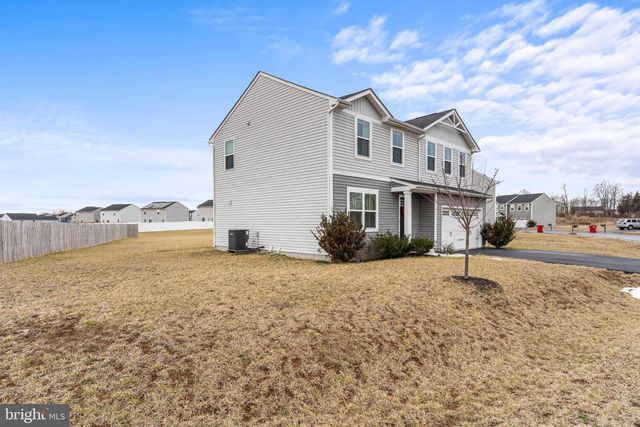 121 SWITCHGRASS CT, Bunker Hill, WV 25413