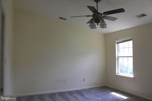80 MENLENA CIR, Hanover, PA 17331