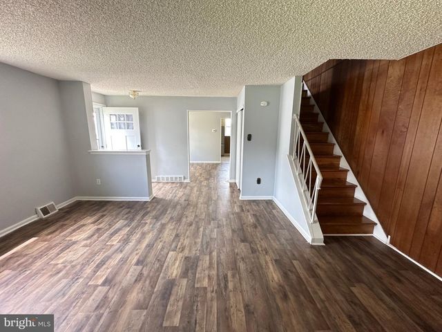 11125 KIRBY DR, Philadelphia, PA 19154