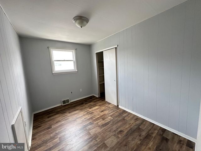 11125 KIRBY DR, Philadelphia, PA 19154