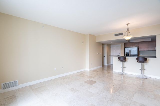 140 S Dixie Hwy 902, Hollywood, FL 33020