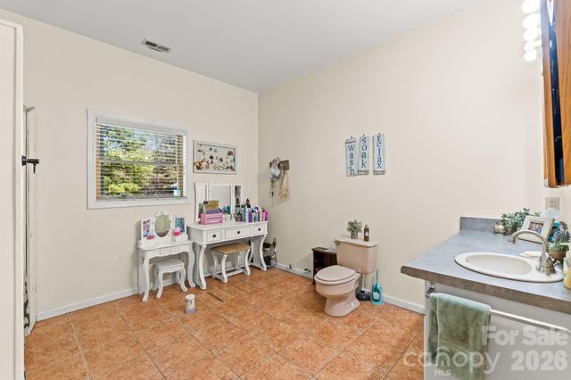 3341 Peniel Road, Tryon, NC 28782