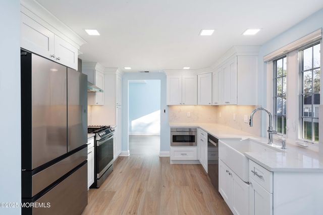 1107B Buckingham Drive, Manchester, NJ 08759