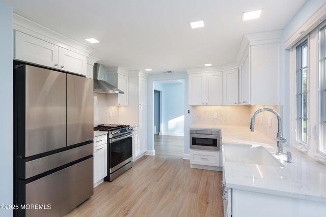 1107B Buckingham Drive, Manchester, NJ 08759