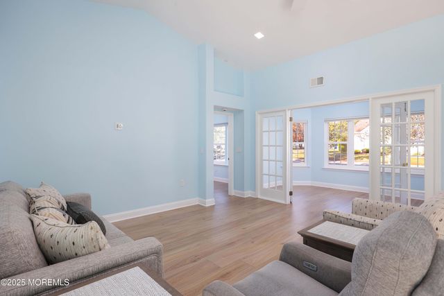 1107B Buckingham Drive, Manchester, NJ 08759