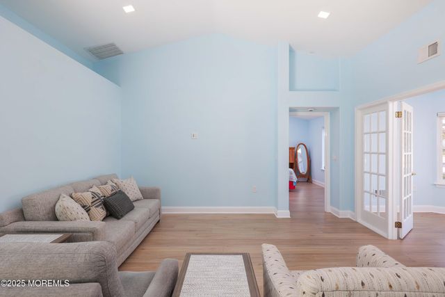 1107B Buckingham Drive, Manchester, NJ 08759