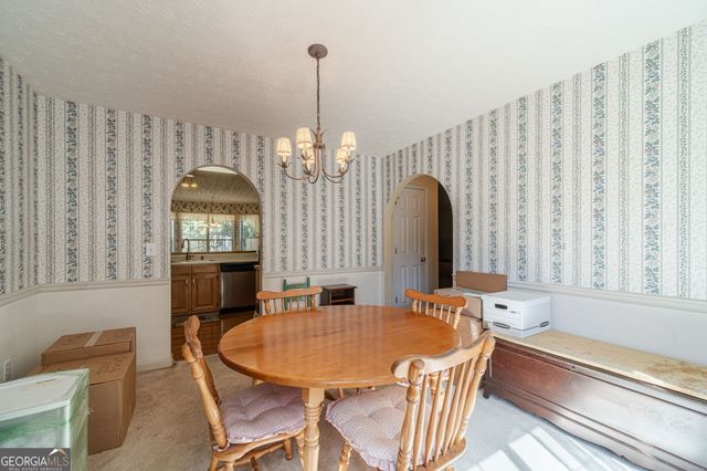 962 Cove Lake Court, Lawrenceville, GA 30045