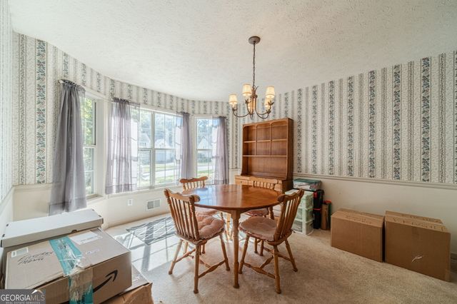 962 Cove Lake Court, Lawrenceville, GA 30045