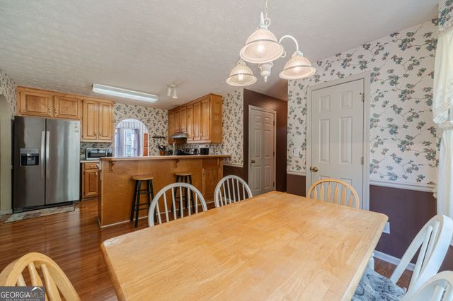 962 Cove Lake Court, Lawrenceville, GA 30045