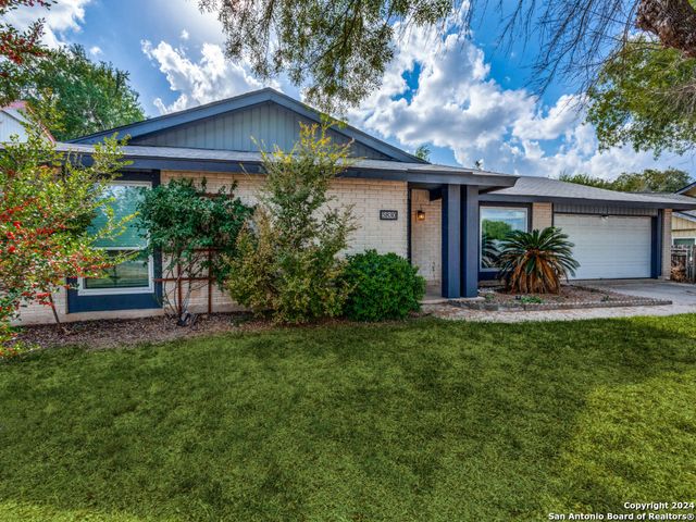 5830 Freemans Farm St, San Antonio, TX 78233