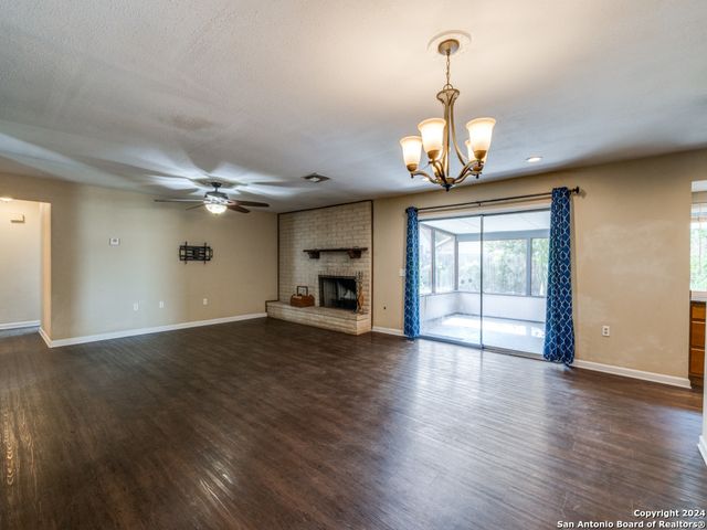 5830 Freemans Farm St, San Antonio, TX 78233