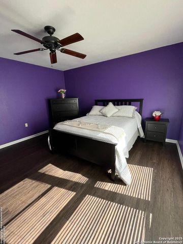 5830 Freemans Farm St, San Antonio, TX 78233