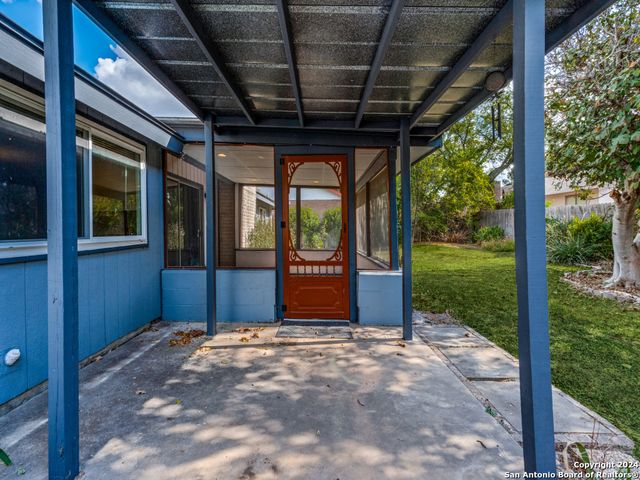 5830 Freemans Farm St, San Antonio, TX 78233