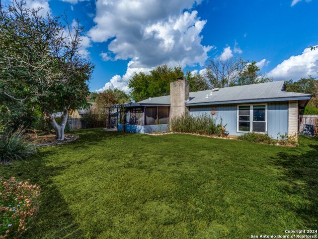 5830 Freemans Farm St, San Antonio, TX 78233