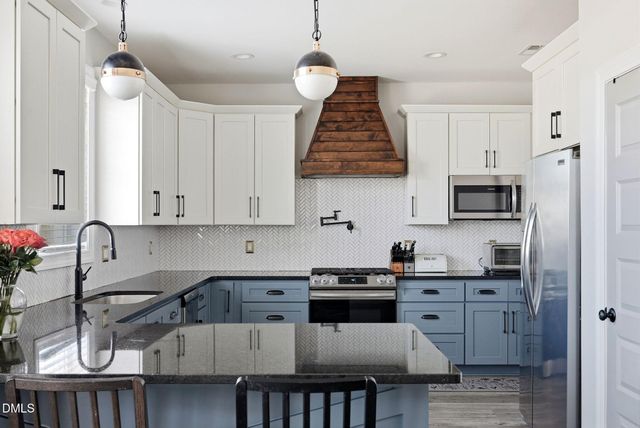 59 Oak Forest Drive, Sanford, NC 27332