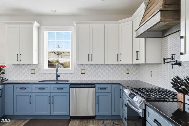 59 Oak Forest Drive, Sanford, NC 27332