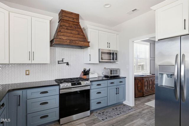 59 Oak Forest Drive, Sanford, NC 27332