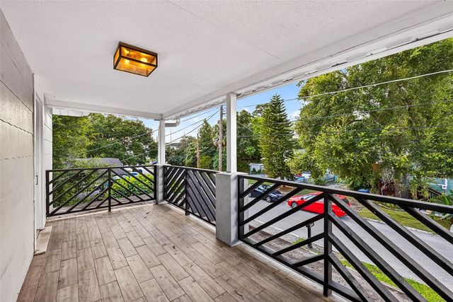 809 E BAKER STREET A, Tampa, FL 33603