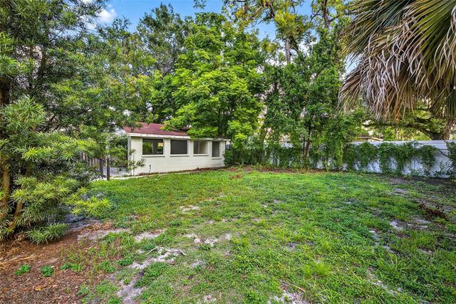 809 E BAKER STREET A, Tampa, FL 33603
