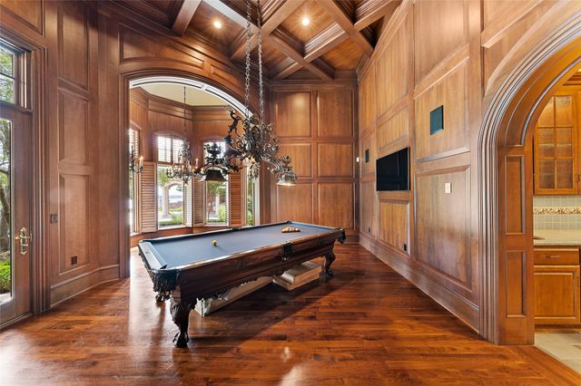 5305 Hillcrest Drive, Waco, TX 76710