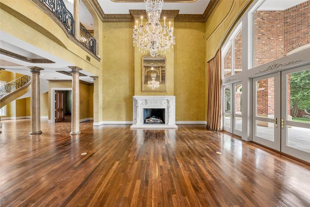 5305 Hillcrest Drive, Waco, TX 76710