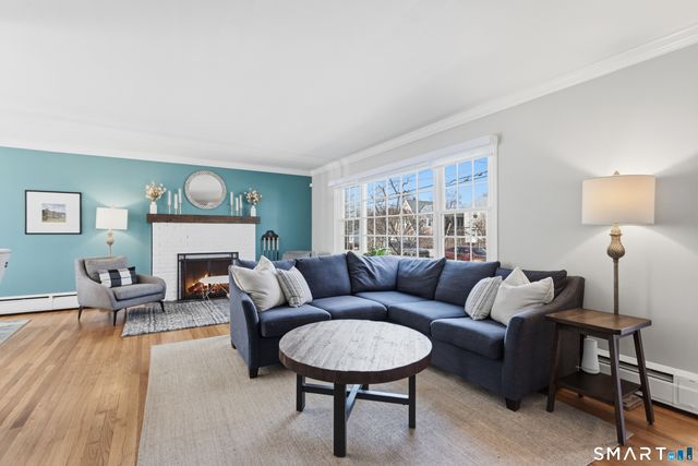 28 Crestview Avenue, Stamford, CT 06907