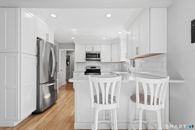 28 Crestview Avenue, Stamford, CT 06907