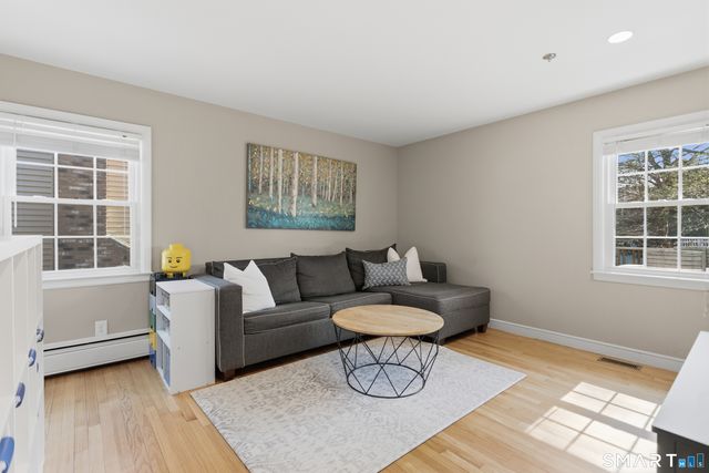 28 Crestview Avenue, Stamford, CT 06907