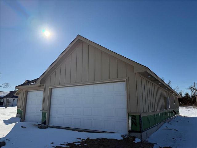 4201 Maxine Drive, Choctaw, OK 73020