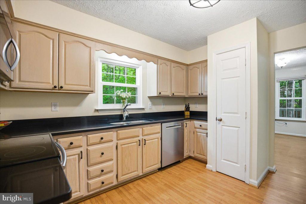 Image 18 of property listing at 12221 CONCHO CT, Lusby, MD 20657