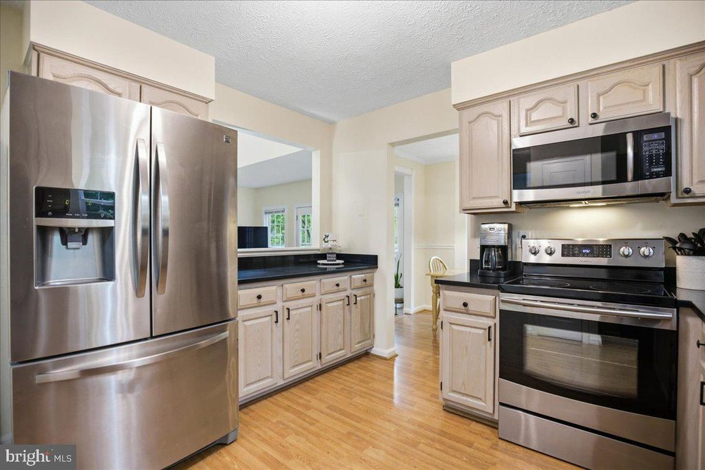 Image 19 of property listing at 12221 CONCHO CT, Lusby, MD 20657