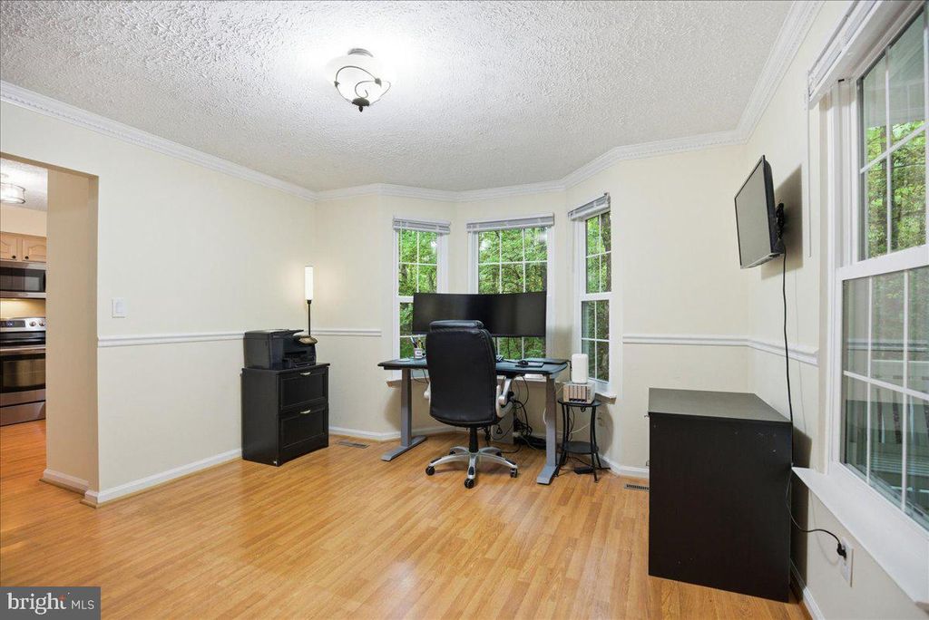 Image 22 of property listing at 12221 CONCHO CT, Lusby, MD 20657