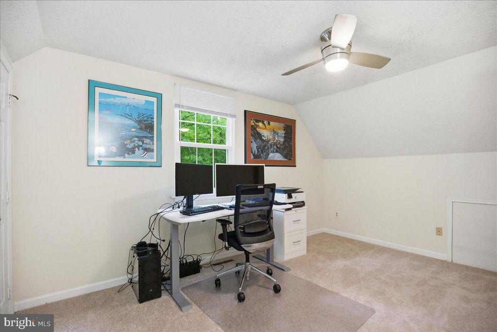 Image 33 of property listing at 12221 CONCHO CT, Lusby, MD 20657