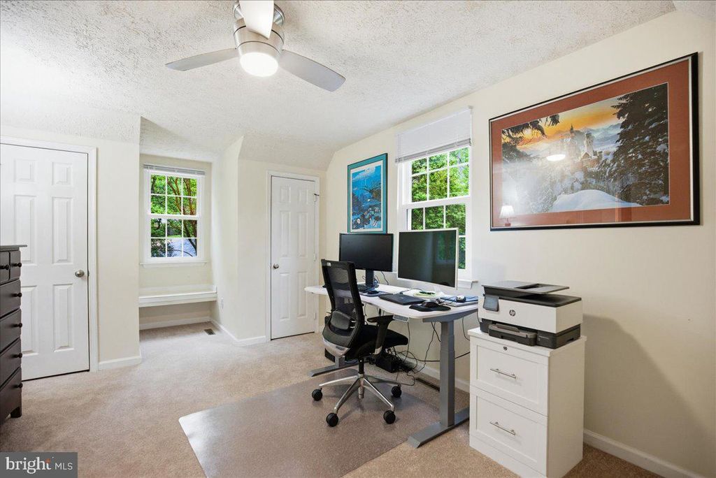 Image 34 of property listing at 12221 CONCHO CT, Lusby, MD 20657