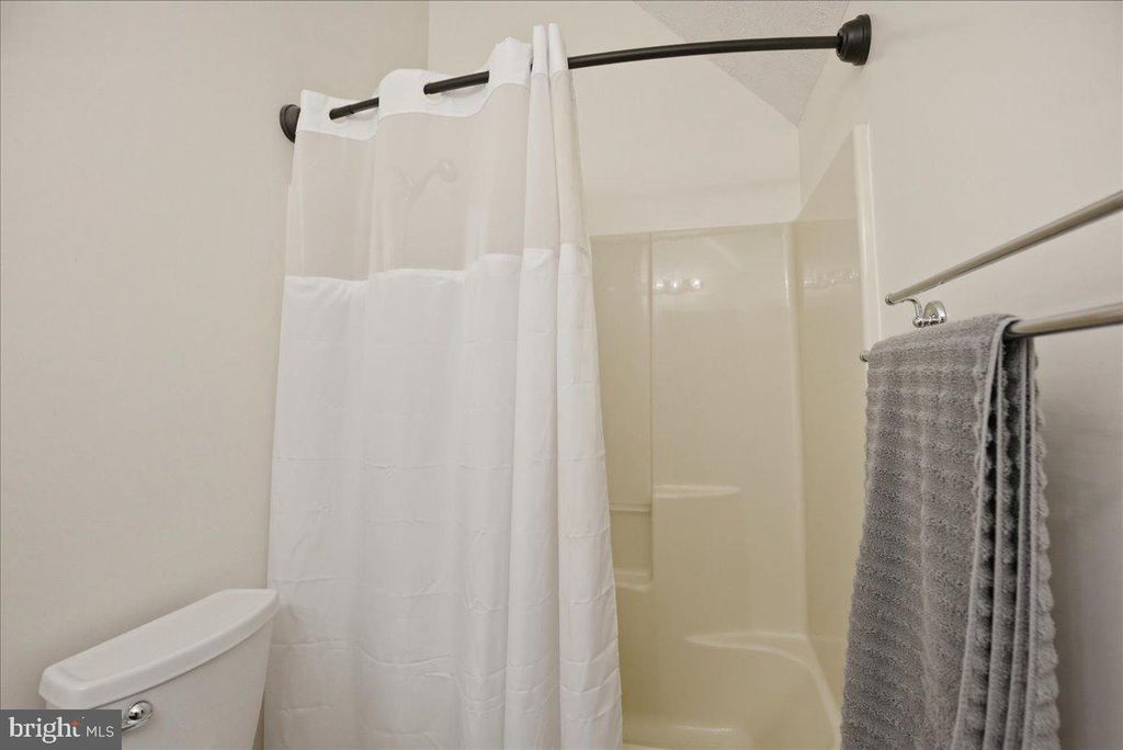 Image 37 of property listing at 12221 CONCHO CT, Lusby, MD 20657