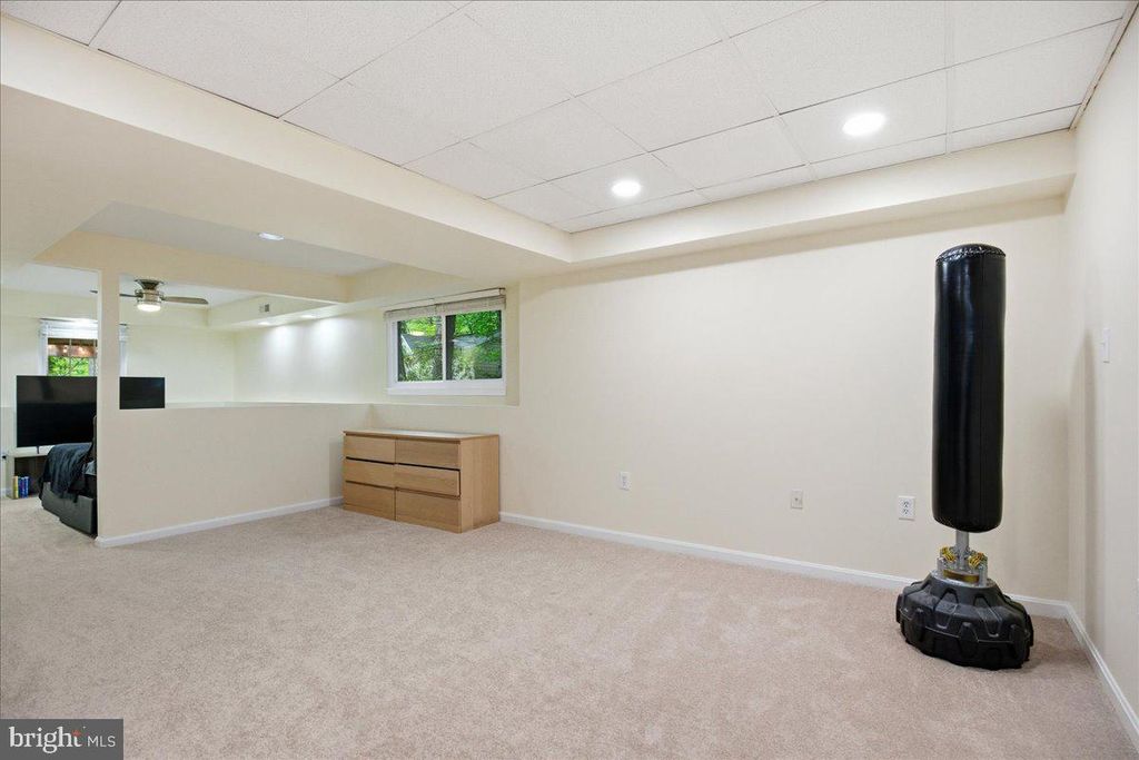 Image 38 of property listing at 12221 CONCHO CT, Lusby, MD 20657