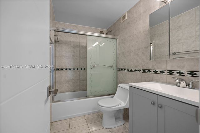 400 Kings Point Dr 606, Sunny Isles Beach, FL 33160
