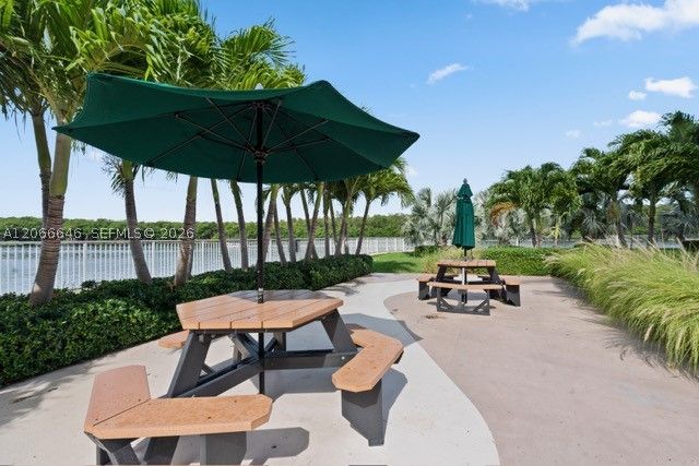 400 Kings Point Dr 606, Sunny Isles Beach, FL 33160