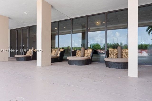 400 Kings Point Dr 606, Sunny Isles Beach, FL 33160